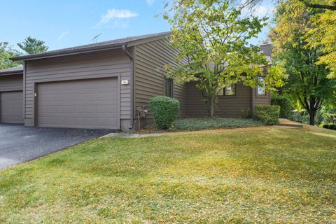 Tiny photo for 106 Sumac Court, St. Charles, IL 60174 (MLS # 12457048)