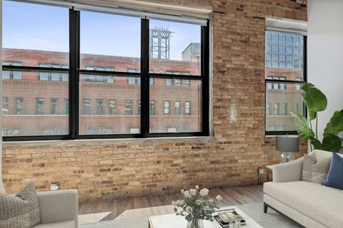 Tiny photo for 1000 W WASHINGTON Boulevard #513, Chicago, IL 60607 (MLS # 12631200)