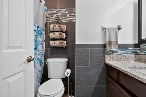 Tiny photo for 230 Fleetwood Lane, Elk Grove Village, IL 60007 (MLS # 12685023)