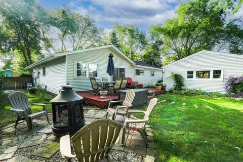 Tiny photo for 230 Fleetwood Lane, Elk Grove Village, IL 60007 (MLS # 12685023)