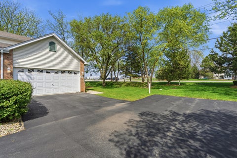 Tiny photo for 16719 S Sunset Ridge Court, Lockport, IL 60441 (MLS # 12614052)