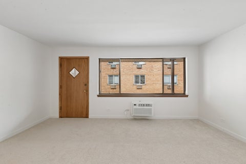 Tiny photo for 938 Ontario Street #10, Oak Park, IL 60302 (MLS # 12659597)