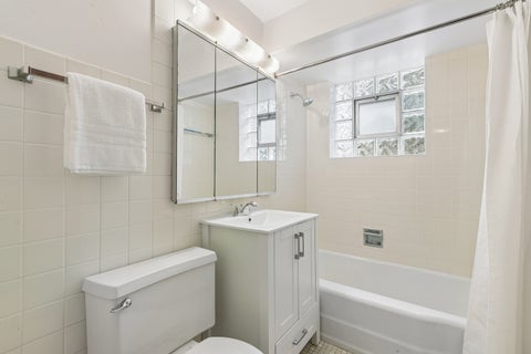 Tiny photo for 938 Ontario Street #10, Oak Park, IL 60302 (MLS # 12659597)