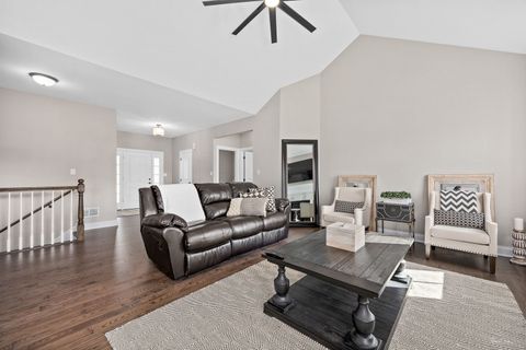 Tiny photo for 20948 Lakewoods Lane, Shorewood, IL 60404 (MLS # 12503276)