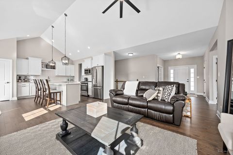 Tiny photo for 20948 Lakewoods Lane, Shorewood, IL 60404 (MLS # 12503276)