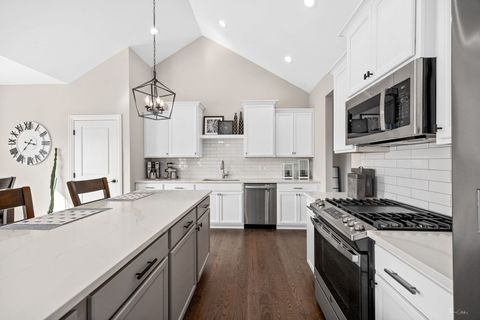 Tiny photo for 20948 Lakewoods Lane, Shorewood, IL 60404 (MLS # 12503276)