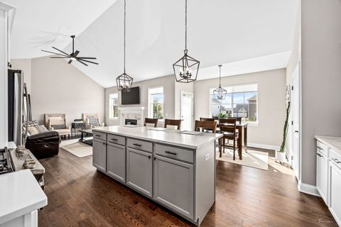 Tiny photo for 20948 Lakewoods Lane, Shorewood, IL 60404 (MLS # 12503276)