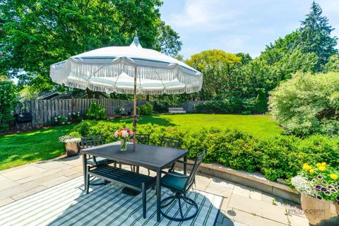Tiny photo for 235 Coolidge Avenue, Barrington, IL 60010 (MLS # 12662640)