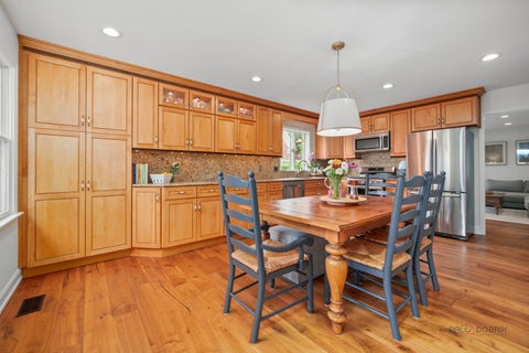 Tiny photo for 235 Coolidge Avenue, Barrington, IL 60010 (MLS # 12662640)