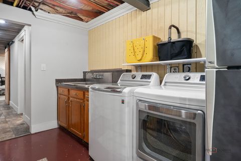 Tiny photo for 235 Coolidge Avenue, Barrington, IL 60010 (MLS # 12662640)