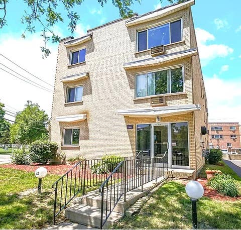 Photo of 8152 Elmwood Avenue #G4, Skokie, IL 60077 (MLS # 12676257)