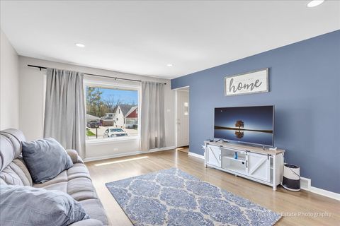 Tiny photo for 3828 W 116TH Place, Alsip, IL 60803 (MLS # 12614562)