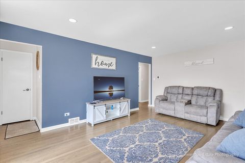 Tiny photo for 3828 W 116TH Place, Alsip, IL 60803 (MLS # 12614562)