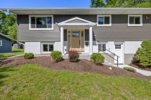 Tiny photo for Hoffman Estates, IL 60169 (MLS # 12662853)