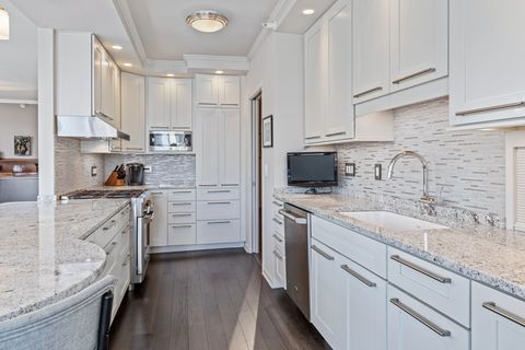 Tiny photo for 630 N State Street #2205, Chicago, IL 60654 (MLS # 12474105)
