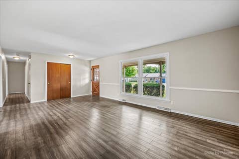 Tiny photo for 136 Scott Drive, East Dundee, IL 60118 (MLS # 12712196)