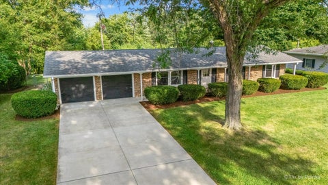 Tiny photo for 136 Scott Drive, East Dundee, IL 60118 (MLS # 12712196)