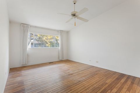 Tiny photo for 609 Carriage Hill Drive, Glenview, IL 60025 (MLS # 12526168)