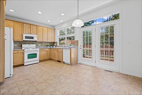 Tiny photo for 2813 Bond Circle, Naperville, IL 60563 (MLS # 12448330)