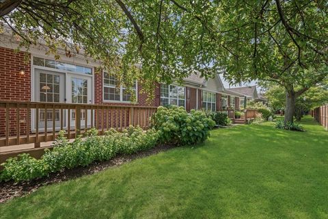 Tiny photo for 2813 Bond Circle, Naperville, IL 60563 (MLS # 12448330)