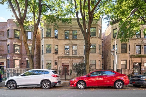 Photo of 4354 N Kenmore Avenue #1N, Chicago, IL 60613 (MLS # 12773074)