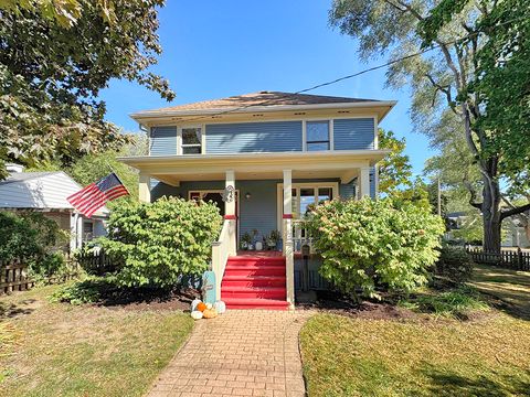 Photo of 532 S Van Buren Street, Batavia, IL 60510 (MLS # 12487501)