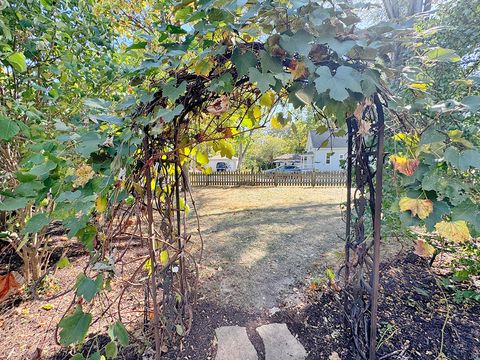 Tiny photo for 532 S Van Buren Street, Batavia, IL 60510 (MLS # 12487501)