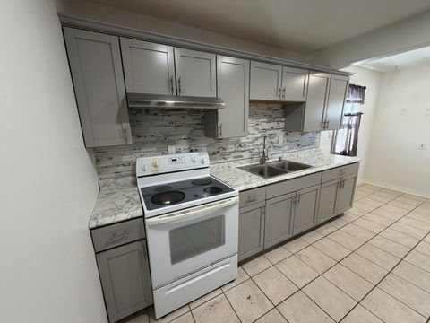 Tiny photo for 2724 Prial Avenue, Rockford, IL 61101 (MLS # 12556807)