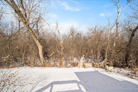 Tiny photo for 30W110 Huntington Drive, Warrenville, IL 60555 (MLS # 12553667)