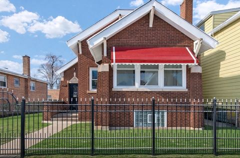 Photo of 11440 S Indiana Avenue, Chicago, IL 60628 (MLS # 12633953)