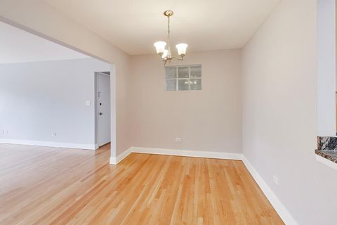 Tiny photo for 7123 N Damen Avenue #6E, Chicago, IL 60645 (MLS # 12597596)