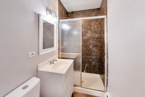 Tiny photo for 7123 N Damen Avenue #6E, Chicago, IL 60645 (MLS # 12597596)