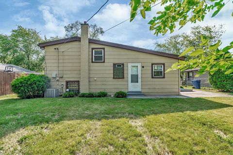 Tiny photo for 16364 California Avenue, Markham, IL 60428 (MLS # 12491032)
