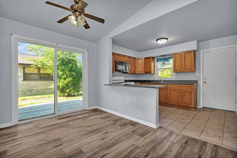 Tiny photo for 16364 California Avenue, Markham, IL 60428 (MLS # 12491032)