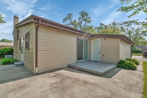 Tiny photo for 16364 California Avenue, Markham, IL 60428 (MLS # 12491032)