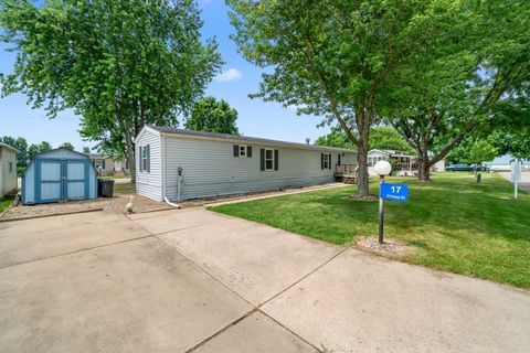 17 CHRISSY Drive Sandwich IL 60548
