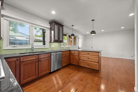 Tiny photo for 319 Hastings Avenue, Highland Park, IL 60035 (MLS # 12679471)