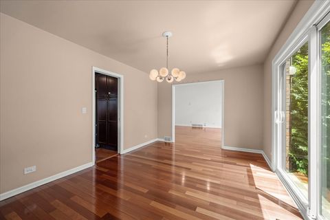 Tiny photo for 319 Hastings Avenue, Highland Park, IL 60035 (MLS # 12679471)