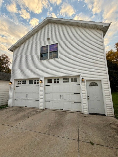 Tiny photo for 506 9th Avenue, Mendota, IL 61342 (MLS # 12794805)