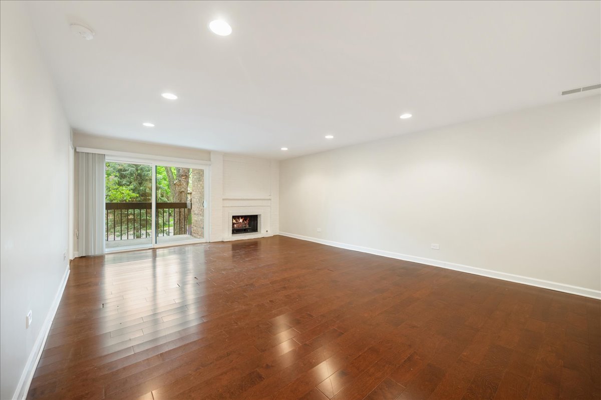 1740 Mission Hills Road 112