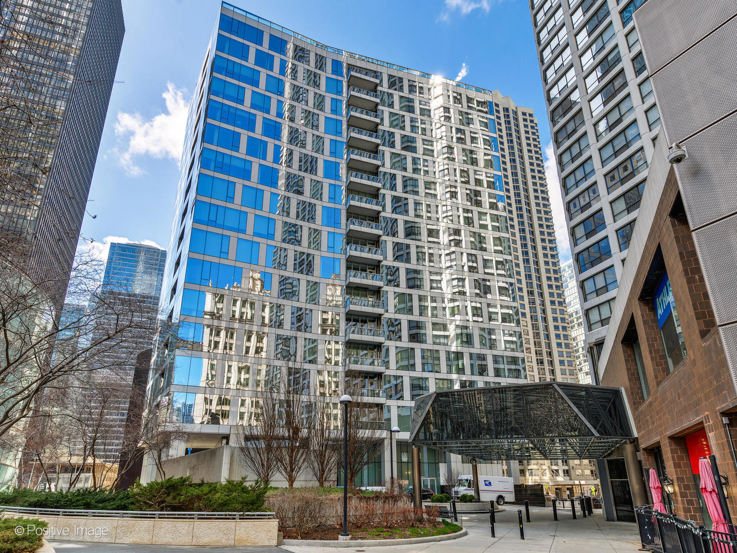 403 N Wabash Avenue 13B