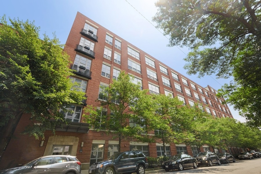 Photo 1 of 15 — 1735 N Paulina Street 603, Chicago, IL 60622
