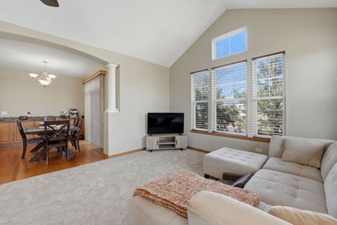 Tiny photo for 5680 Cambridge Way, Hanover Park, IL 60133 (MLS # 12545254)