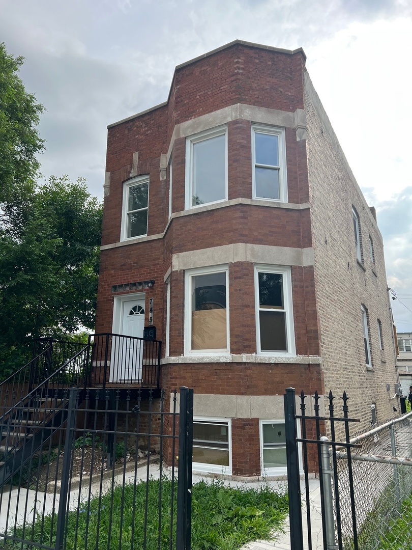 745 S KOLMAR Avenue