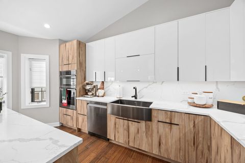 Tiny photo for 11901 Windemere Court #404, Orland Park, IL 60467 (MLS # 12528599)