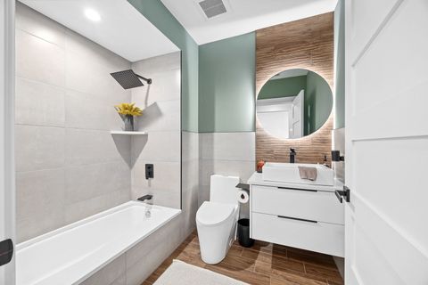 Tiny photo for 11901 Windemere Court #404, Orland Park, IL 60467 (MLS # 12528599)