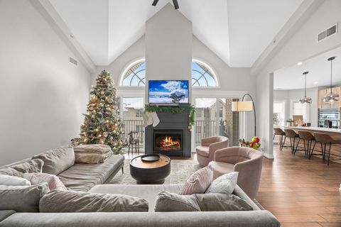 Tiny photo for 11901 Windemere Court #404, Orland Park, IL 60467 (MLS # 12528599)