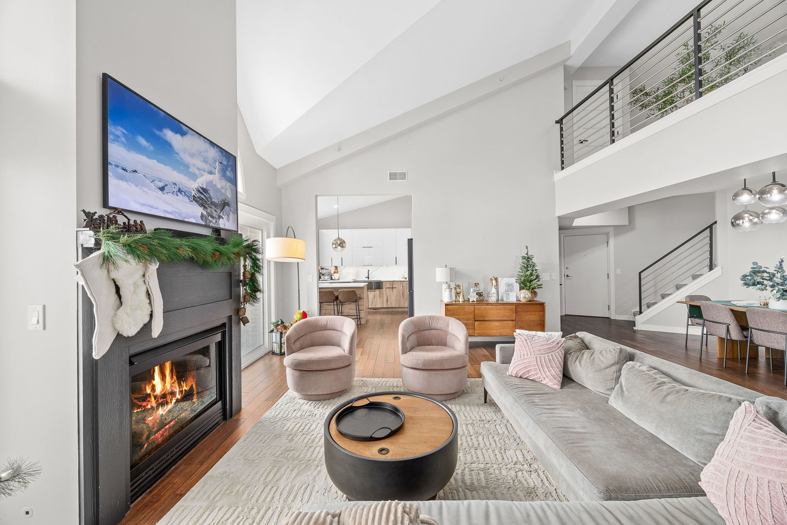 11901 Windemere Court 404