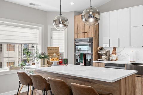 Tiny photo for 11901 Windemere Court #404, Orland Park, IL 60467 (MLS # 12528599)