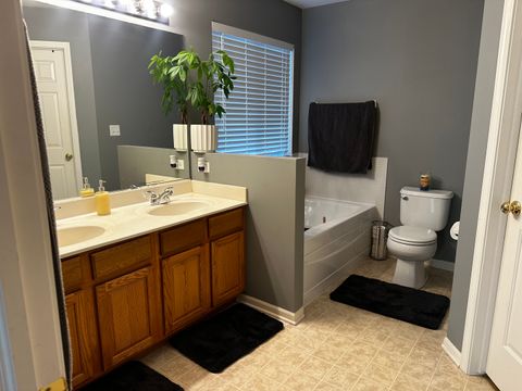 Tiny photo for 709 Winterberry Drive, Joliet, IL 60431 (MLS # 12491699)